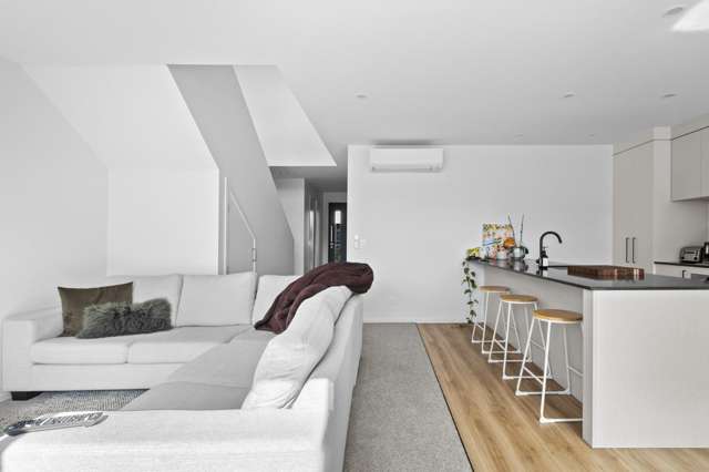 5/102 Swayne Road 11373_2