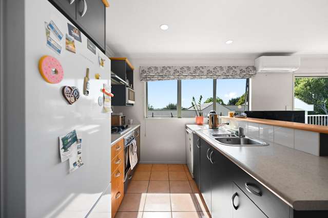 4/11a Ruakiwi Road 500063_2