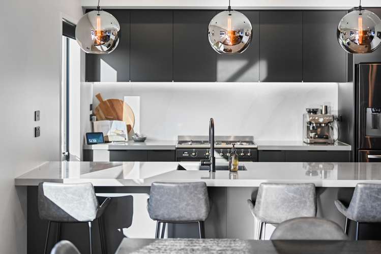 22 Maanihi Drive Rototuna North_6