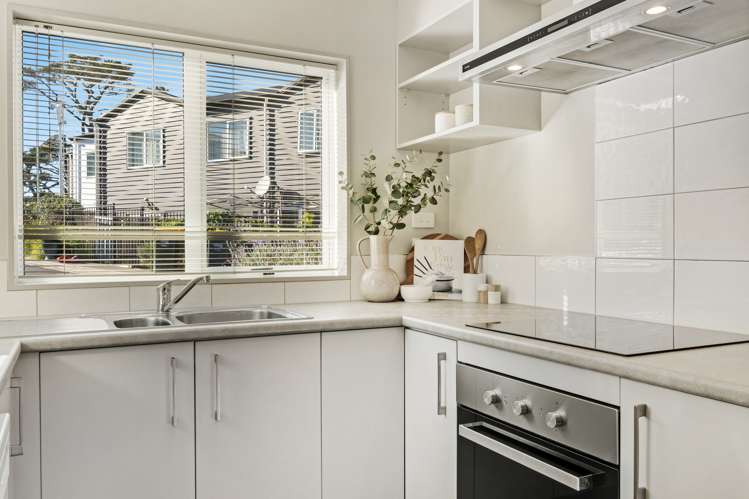 15 Whakawhiti Loop Avondale_7