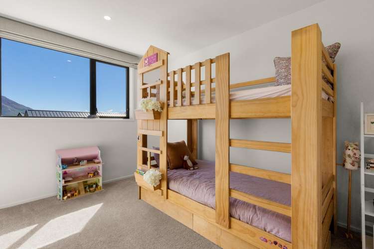 6 Stockyard Lane Jacks Point_24