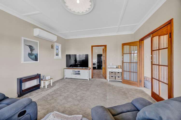 32 Leicester Street Patea_23