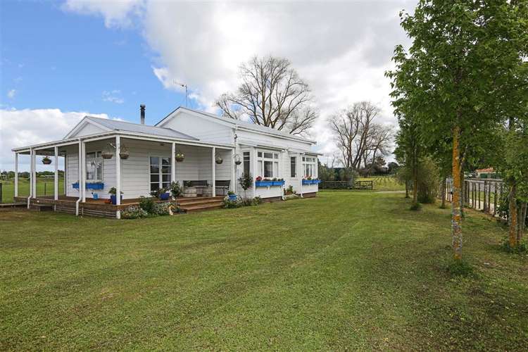 1706 Maraekakaho Road Bridge Pa_11