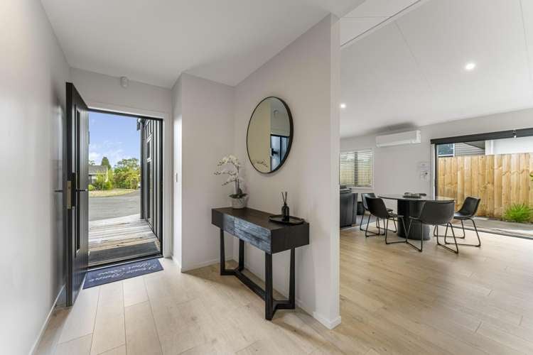 47 Charles Crescent Rainbow Point_5