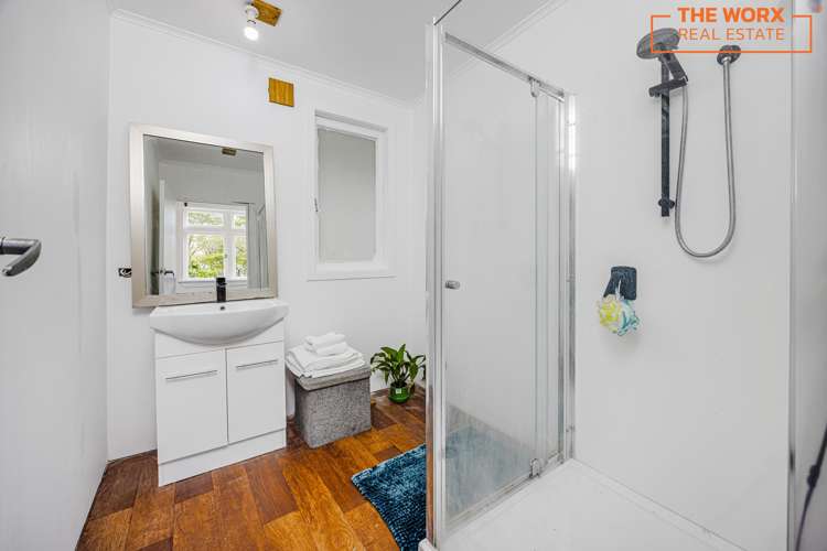 103 Laingholm Drive Laingholm_6