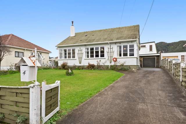 Charming 1940s home in prime location