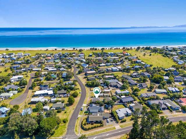 Five-Bedroom Retreat Near the Beach!