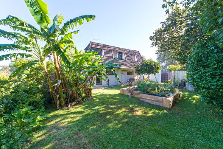 41 Howard Road Orere Point_17