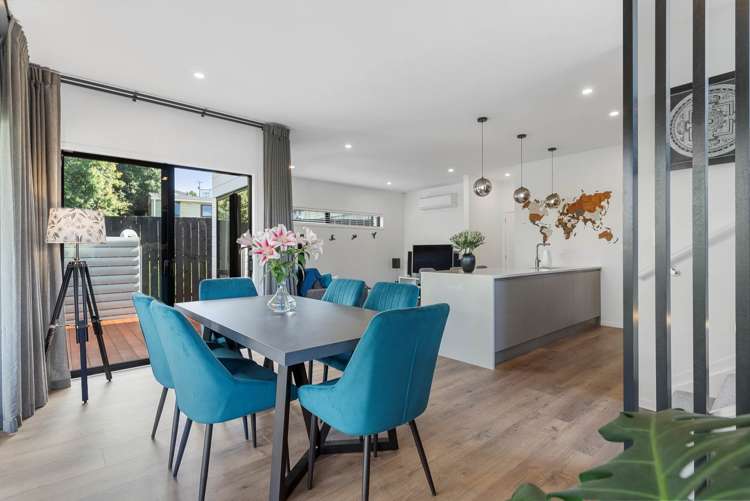 6 Reg Pearce Way Glen Innes_11