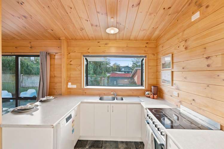 94 Brois Street Frankleigh Park_12
