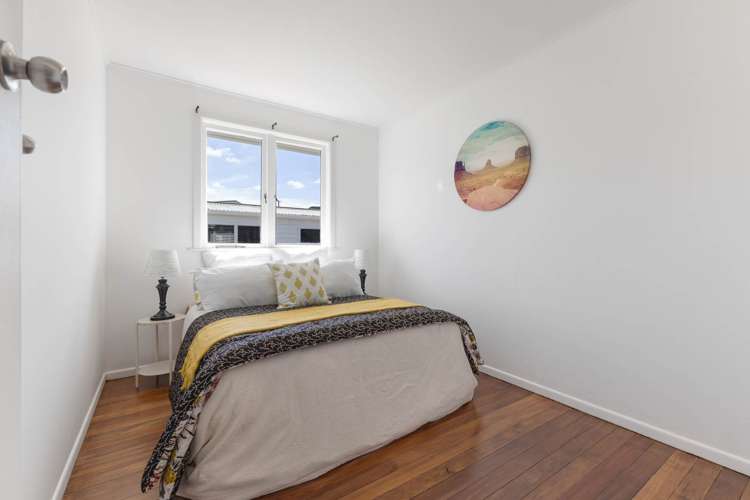 7 Chaucer Place Blockhouse Bay_12