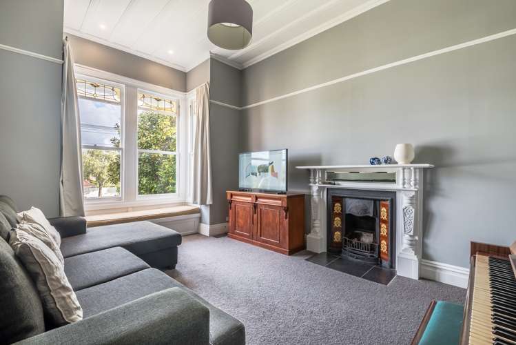 36 Old Lake Road Narrow Neck_14