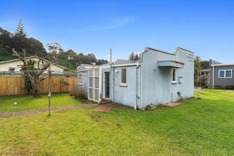 8a Robertson Road Paekakariki_11