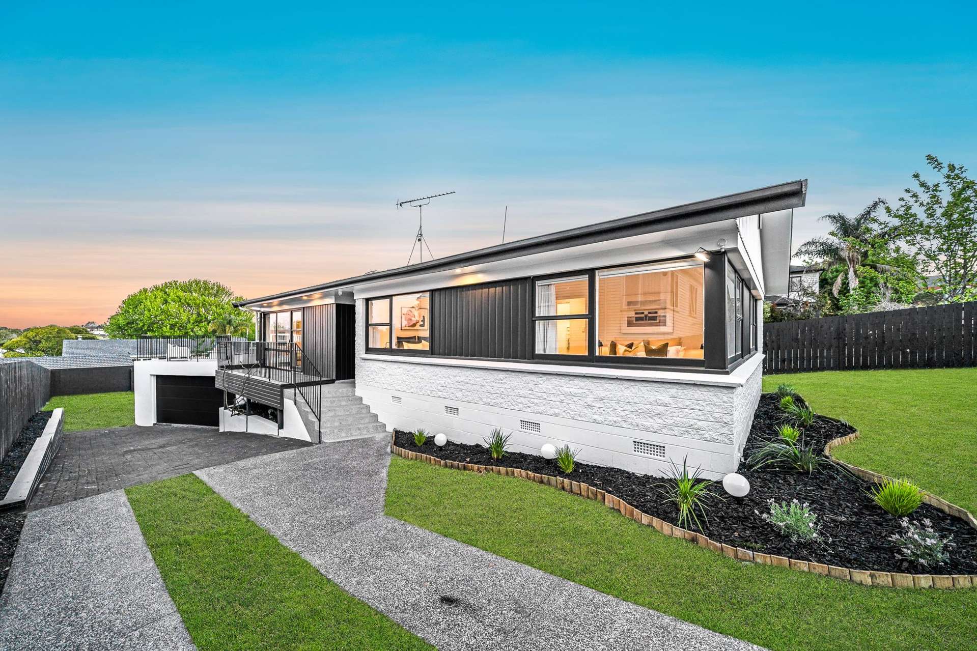 56 Udys Road Pakuranga Heights_0