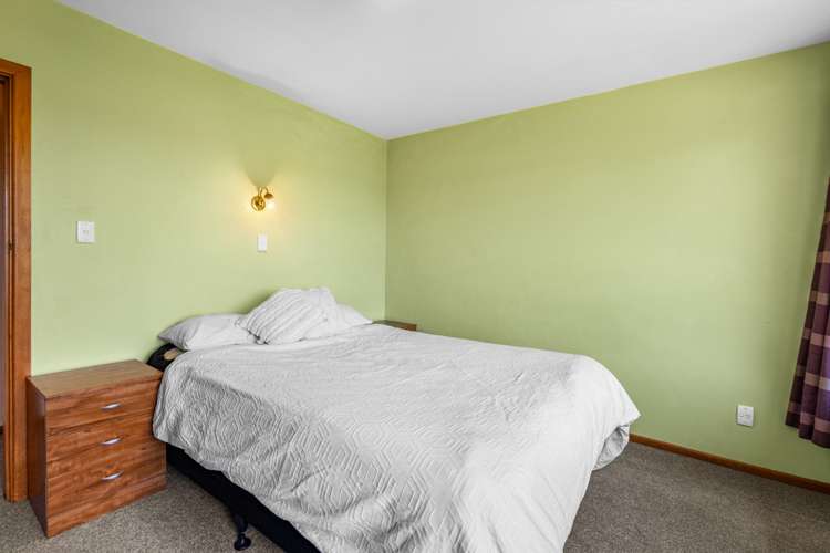 16 George Street Rolleston_18