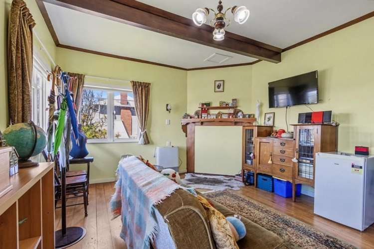 23 Carlton Avenue Gonville_13