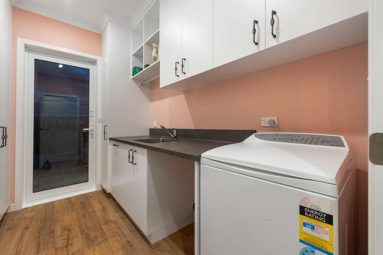 1228b Camerons Line Feilding_23