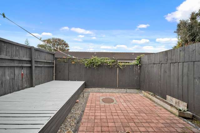 2/25A Vine Street Mangere East_3