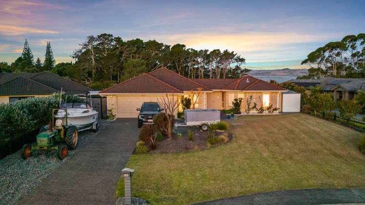 82 Omana Avenue Helensville_3