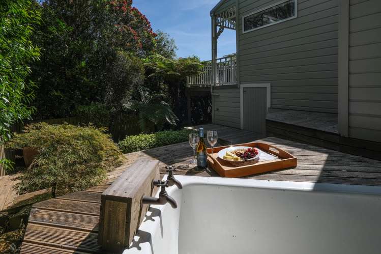 14 Moerangi Street Broad Bay_15