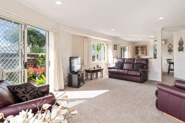 8 Luculia Drive Mount Maunganui_2