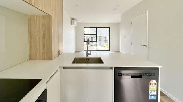 11/474 West Coast Road 1665_3