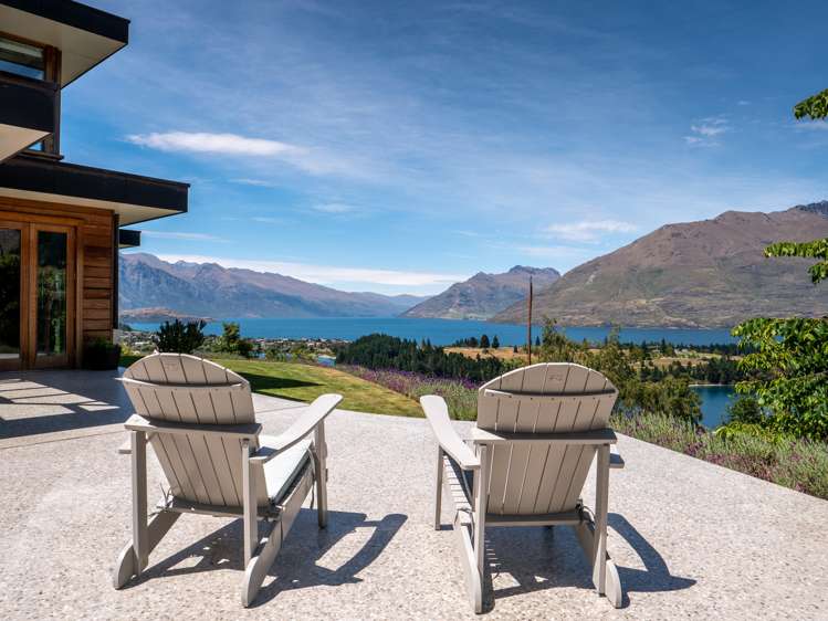 27 Edinburgh Drive Queenstown_22