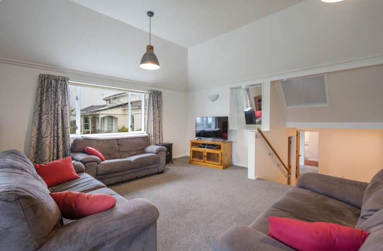  69 Golf Road Tāhunanui_0