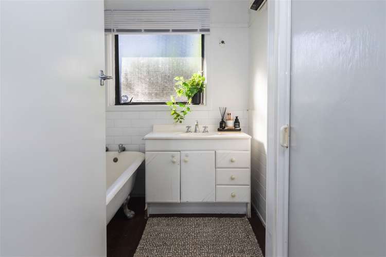 48 Mcbratneys Road Dallington_11