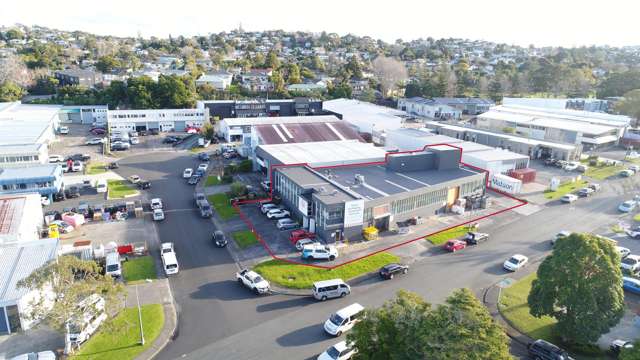 1 Colway Place Wairau Valley_2