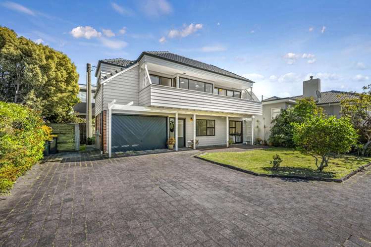 2/13 Saltburn Road Milford_11