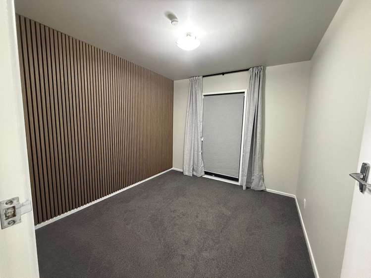 2/19B Torrens Road Hillmorton_4
