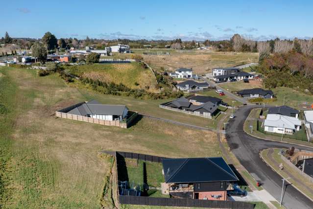 75 Whakaturou Crescent Pyes Pa_4