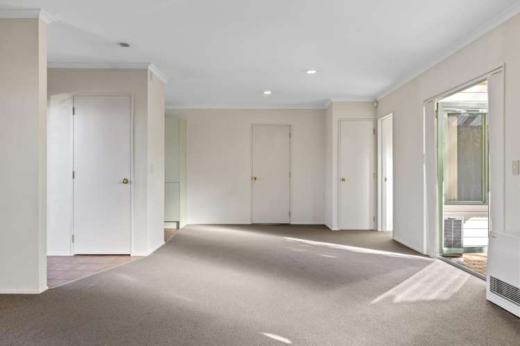 6 Balmoral Drive Hilltop_10