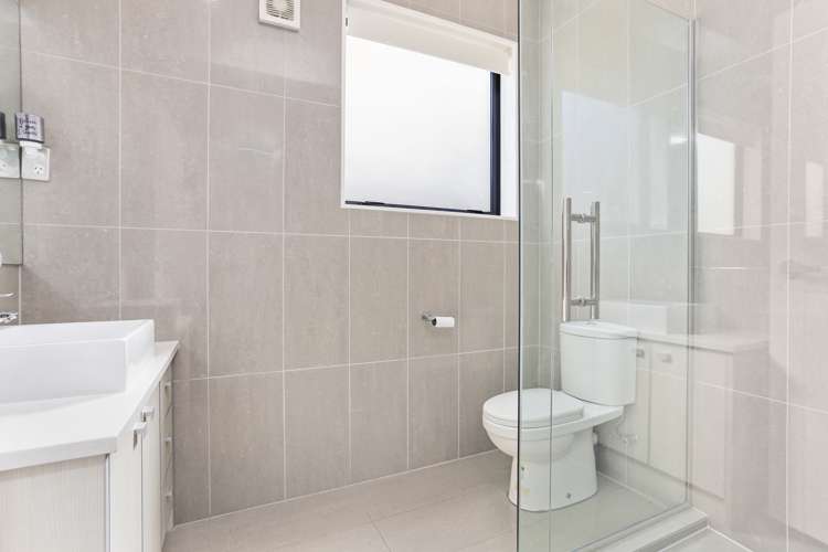 26 Bellagio Way Flat Bush_24