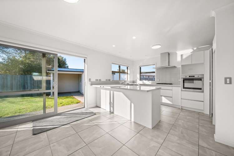 42 Fergusson Street Solway_18