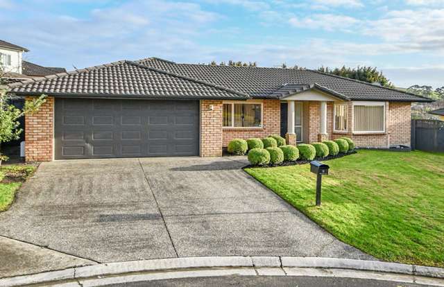 128 bids as first-home buyers go hard for ‘ordinary’ South Auckland home