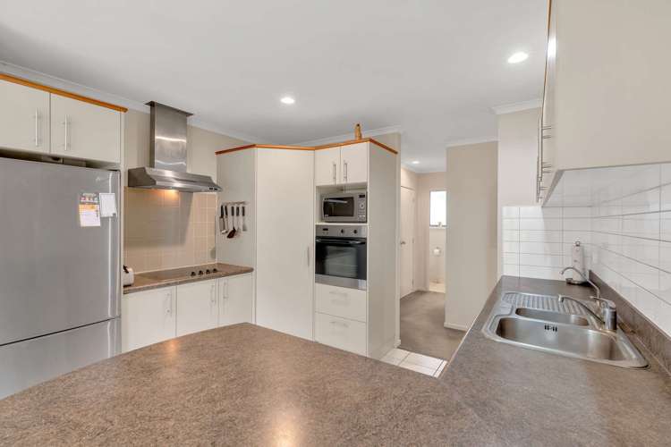 11 Te Kauri Place Helensville_11