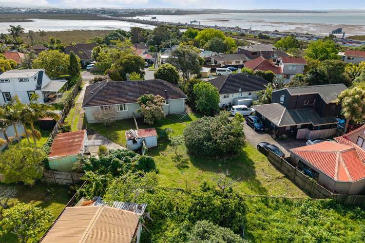 11 Howlett Street Waterview_1