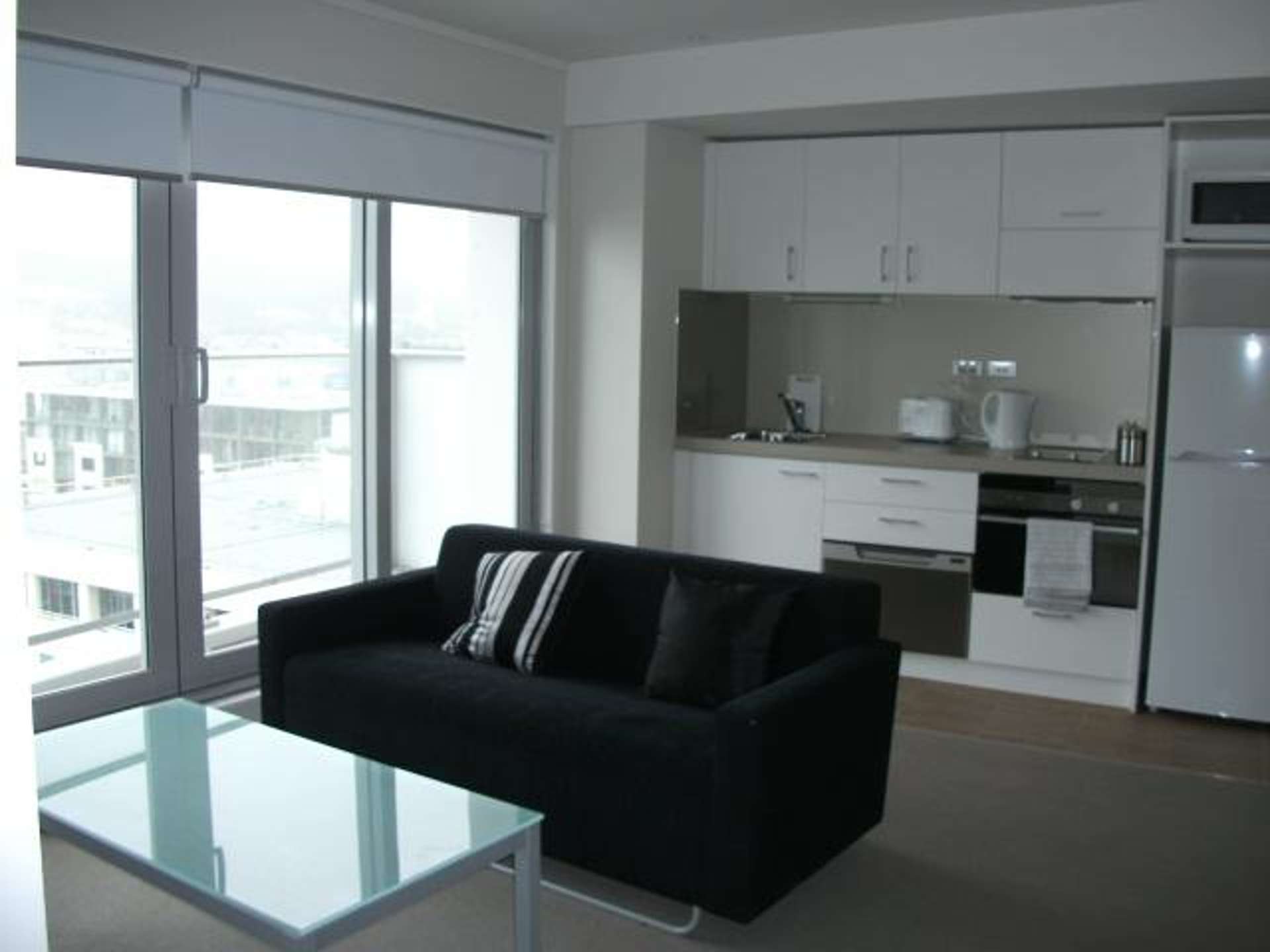 1114/72-82 Taranaki Street 2185_0