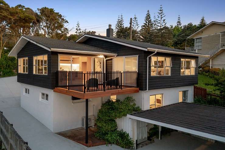 A 1960s home on Glenfield Road, in Glenfield, has been relisted for sale after an impressive eight-week renovation. Photo / Supplied