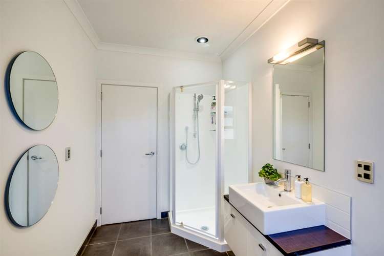 21 Tasman Drive Poraiti_24