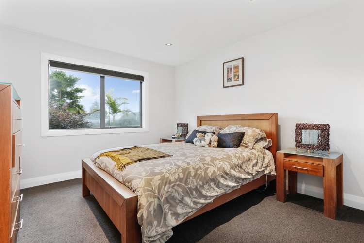 1225 East Coast Road Redvale_22