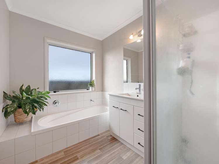 8c Wiltshire Place Te Puke_14