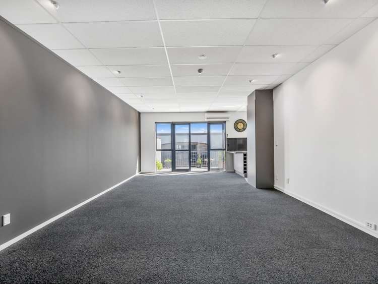 2/8 Homersham Place Burnside_8