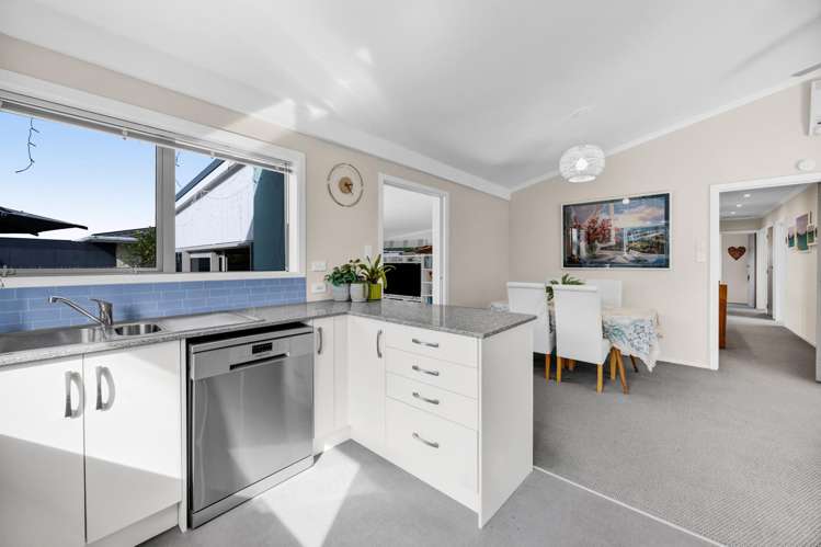 14 Culzean Grove Bell Block_4