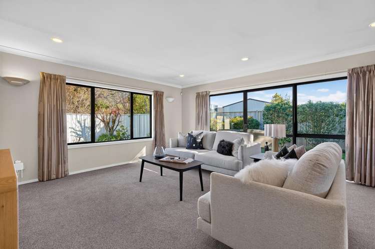8 Rosewood Grove_3
