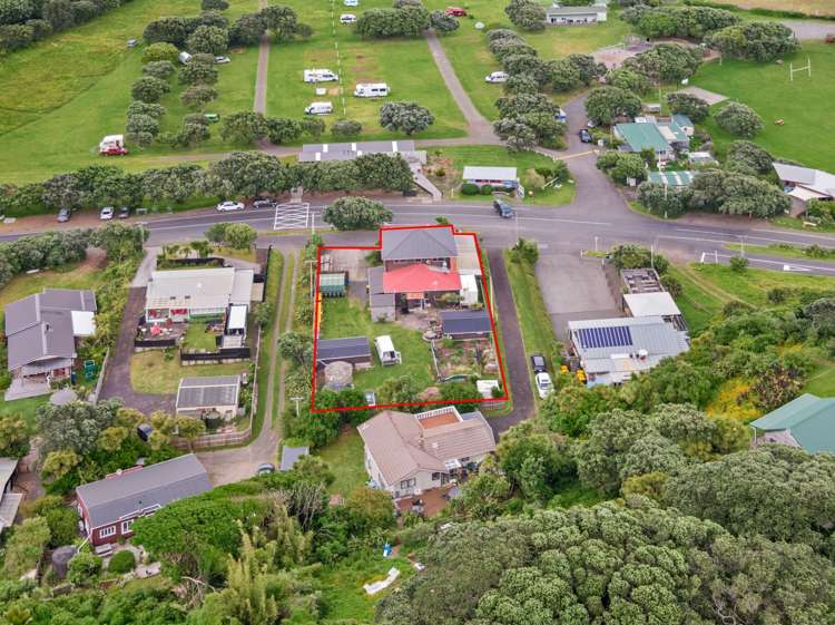 26 Seaview Road Piha_7