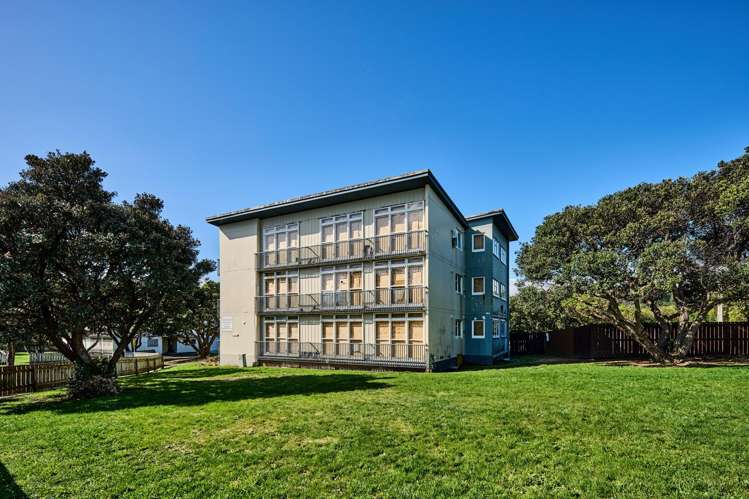 4, 6, 8 Nuku Street Strathmore Park_6