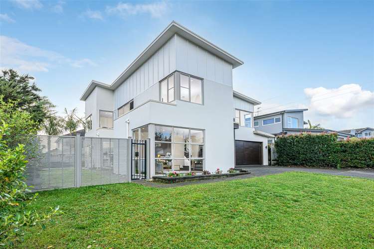 19 Newbury Place Schnapper Rock_1